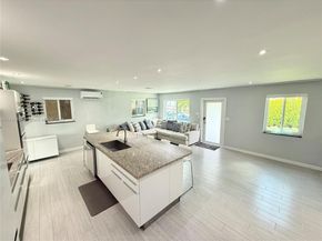 1620 N 68th Ter, Hollywood FL 33024