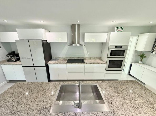 1620 N 68th Ter, Hollywood FL 33024