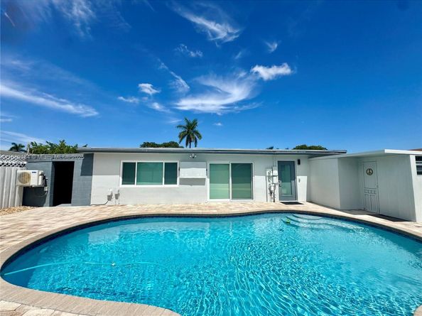 1620 N 68th Ter, Hollywood FL 33024