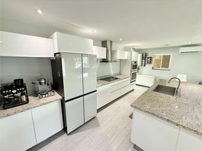 1620 N 68th Ter, Hollywood FL 33024