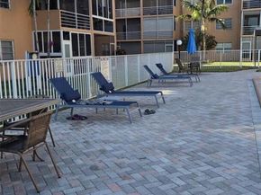 3050 E Sunrise Lakes Dr 302, Sunrise FL 33322