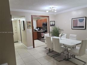 3050 E Sunrise Lakes Dr 302, Sunrise FL 33322