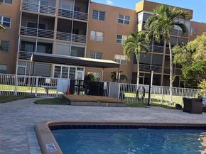 3050 E Sunrise Lakes Dr 302, Sunrise FL 33322