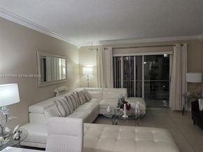 3050 E Sunrise Lakes Dr 302, Sunrise FL 33322