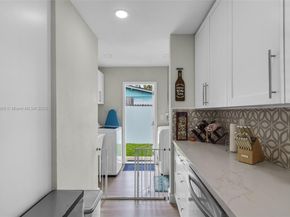 2751 SW 4th St, Fort Lauderdale FL 33312