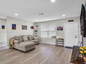 2751 SW 4th St, Fort Lauderdale FL 33312