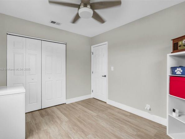 2751 SW 4th St, Fort Lauderdale FL 33312