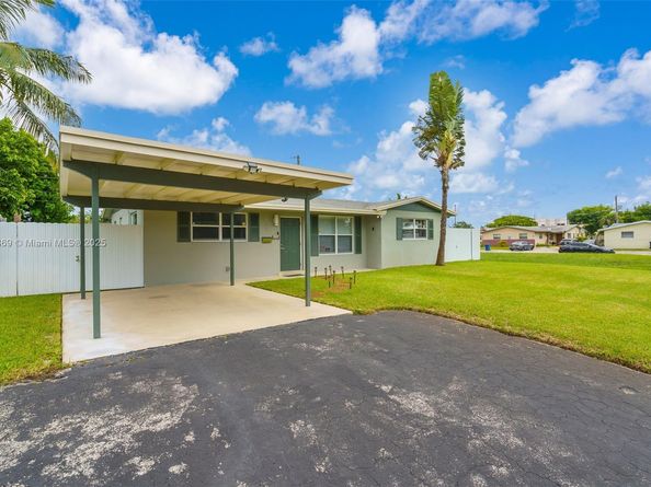 2751 SW 4th St, Fort Lauderdale FL 33312