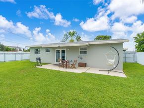 2751 SW 4th St, Fort Lauderdale FL 33312