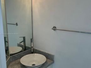 701 Brickell Key Blvd 202, Miami FL 33131