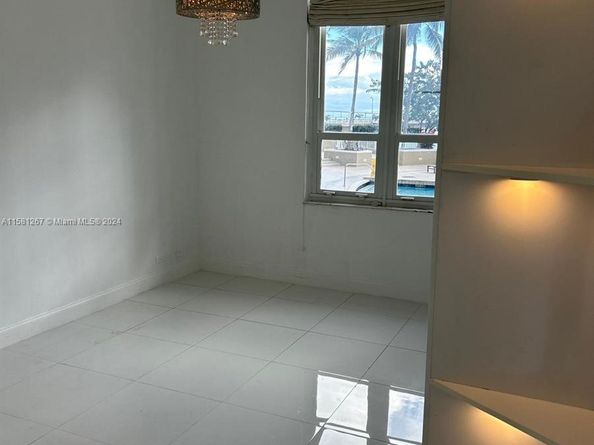 701 Brickell Key Blvd 202, Miami FL 33131