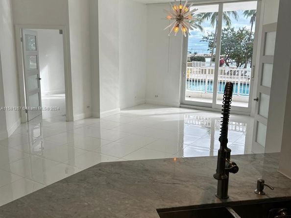 701 Brickell Key Blvd 202, Miami FL 33131