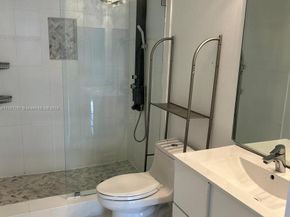 701 Brickell Key Blvd 202, Miami FL 33131