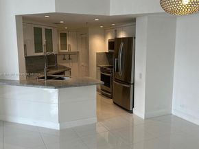 701 Brickell Key Blvd 202, Miami FL 33131