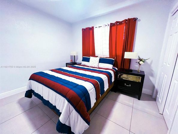 4420 NW 30th Ct, Lauderdale Lakes FL 33313