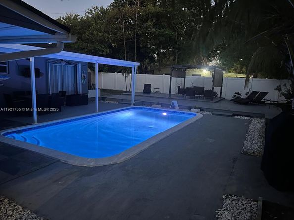 4420 NW 30th Ct, Lauderdale Lakes FL 33313