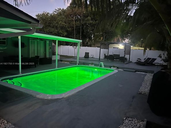 4420 NW 30th Ct, Lauderdale Lakes FL 33313