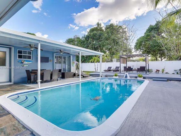 4420 NW 30th Ct, Lauderdale Lakes FL 33313