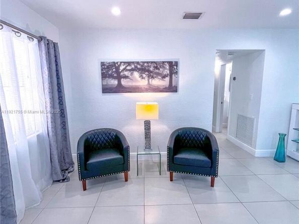 4420 NW 30th Ct, Lauderdale Lakes FL 33313