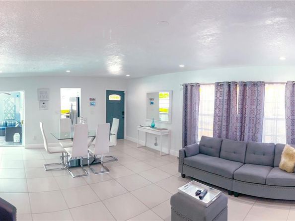 4420 NW 30th Ct, Lauderdale Lakes FL 33313