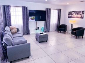 4420 NW 30th Ct, Lauderdale Lakes FL 33313