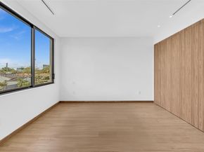 2175 SW 25th St, Miami FL 33133