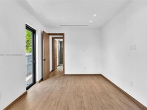 2175 SW 25th St, Miami FL 33133