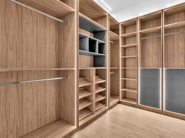 2175 SW 25th St, Miami FL 33133