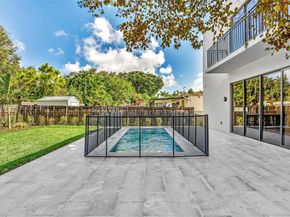 2175 SW 25th St, Miami FL 33133