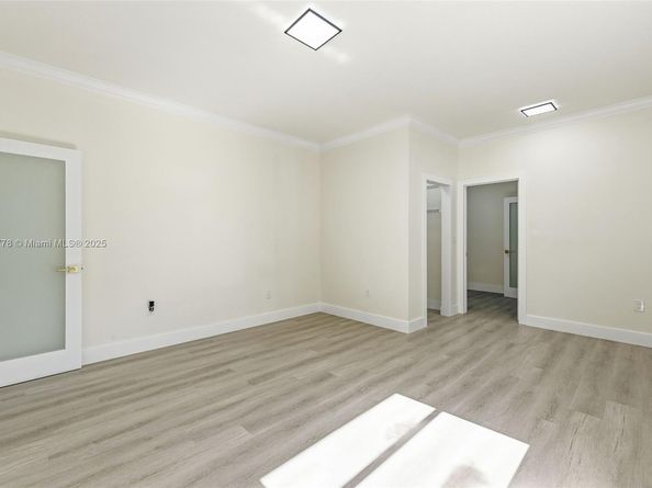 19601 SW 128th Ct, Miami FL 33177