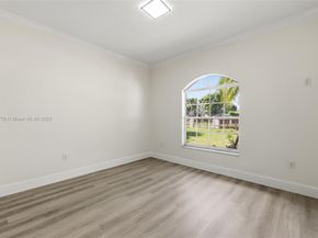 19601 SW 128th Ct, Miami FL 33177