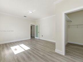 19601 SW 128th Ct, Miami FL 33177