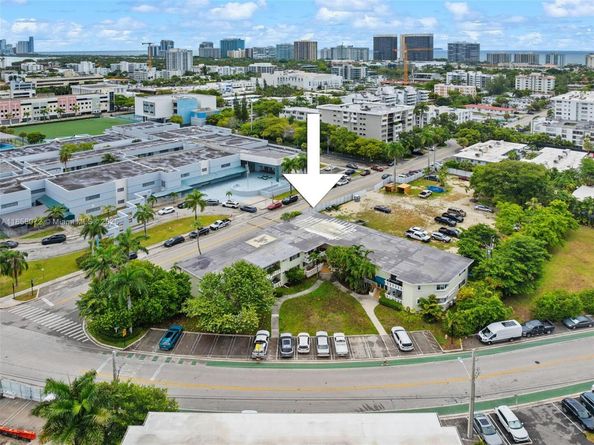 9271 W Bay Harbor Dr 12, Bay Harbor Islands FL 33154
