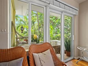 9271 W Bay Harbor Dr 12, Bay Harbor Islands FL 33154