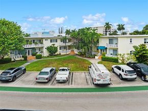 9271 W Bay Harbor Dr 12, Bay Harbor Islands FL 33154