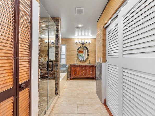 931 SW 150th Ave, Sunrise FL 33326