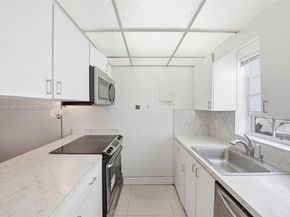 1100 NE 9th Ave 105, Fort Lauderdale FL 33304