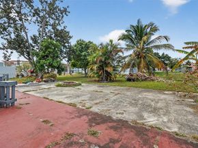 16832 NW 52nd Ave, Miami Gardens FL 33055