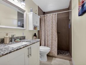 16832 NW 52nd Ave, Miami Gardens FL 33055