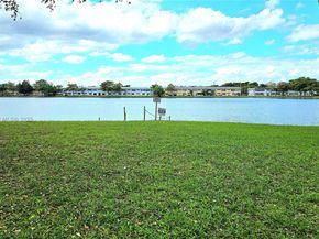 18900 NE 3rd Ct 520, Miami FL 33179