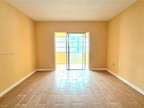 18900 NE 3rd Ct 520, Miami FL 33179