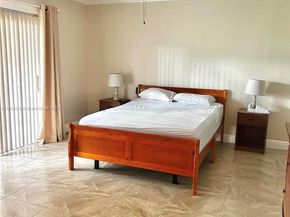 111 S Hollybrook Dr 107, Pembroke Pines FL 33025