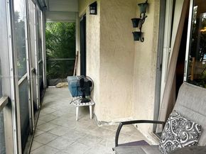 111 S Hollybrook Dr 107, Pembroke Pines FL 33025