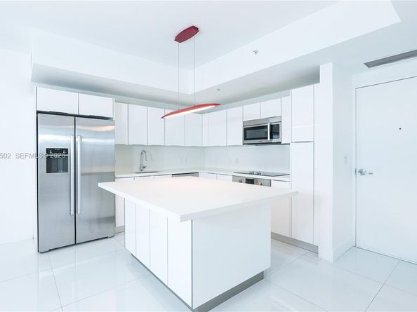 1010 SW 2nd Ave 606, Miami FL 33130