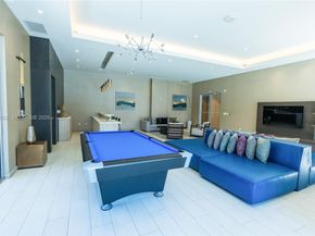 1010 SW 2nd Ave 606, Miami FL 33130