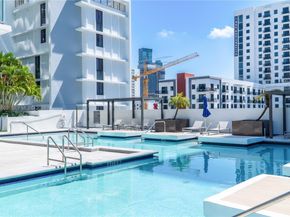 1010 SW 2nd Ave 606, Miami FL 33130