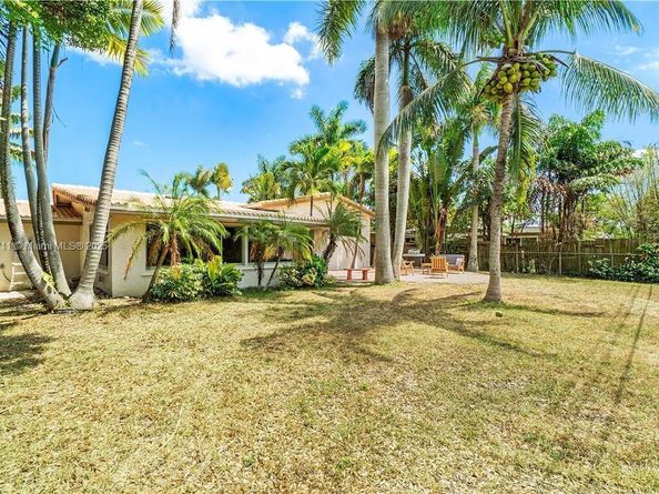 2365 SW 34th Way, Fort Lauderdale FL 33312