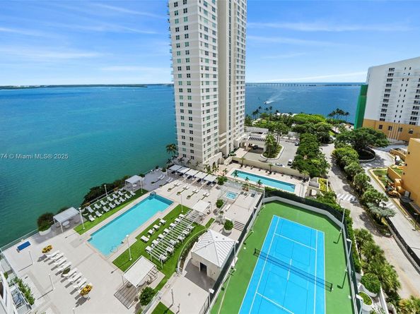 770 Claughton Island Dr 1706, Miami FL 33131