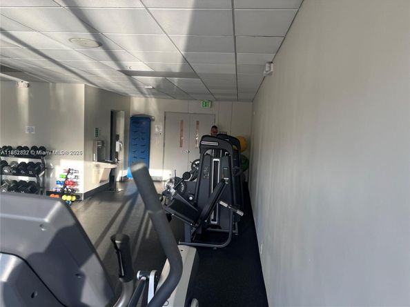 3000 S Ocean Dr 108, Hollywood FL 33019