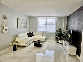3000 S Ocean Dr
